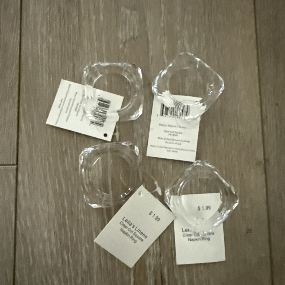 NEW Set of 4 Vintage Clear‎ Cut Square Napkin Rings Holders Mid Century